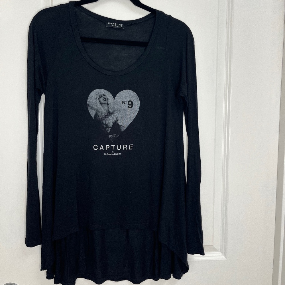 Capture by Hollywood Made Graphic Long Sleeve Black Top Size S